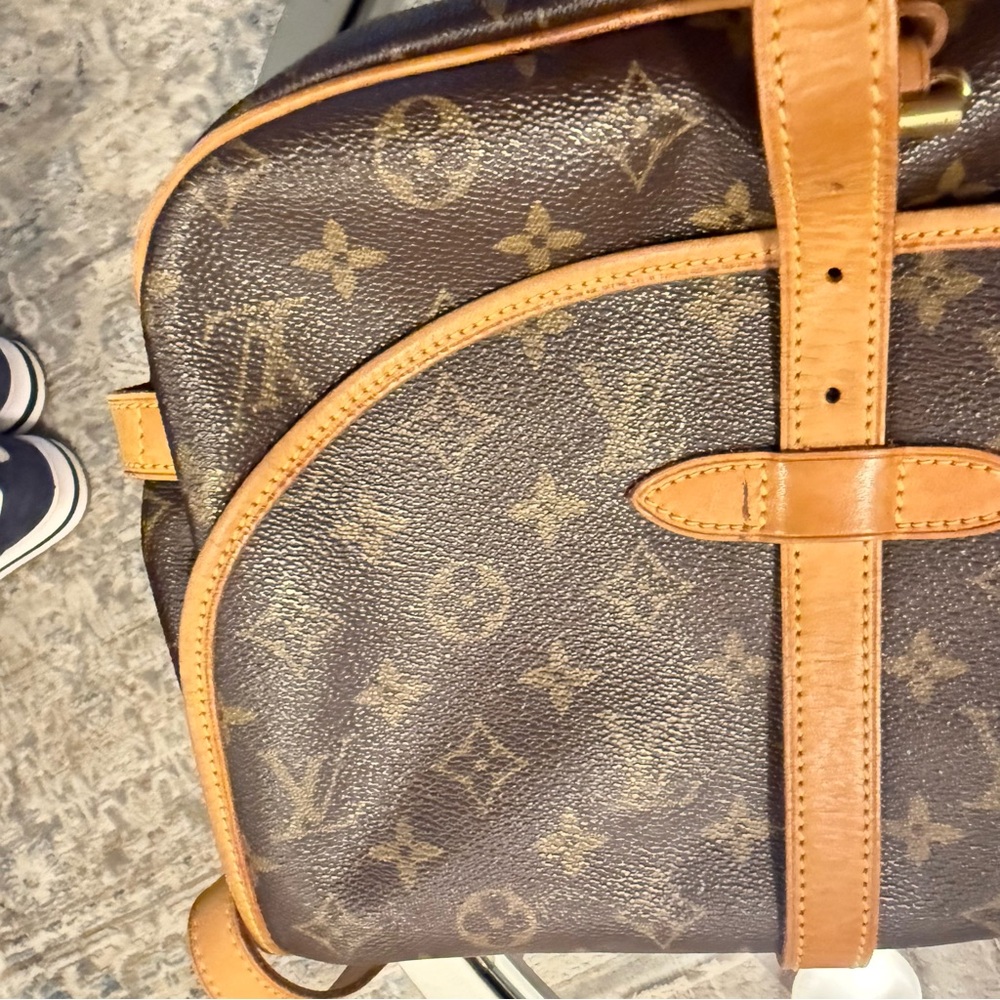 Authentic Louis Vuitton Brown Monogram Bag - Picture 11 of 15
